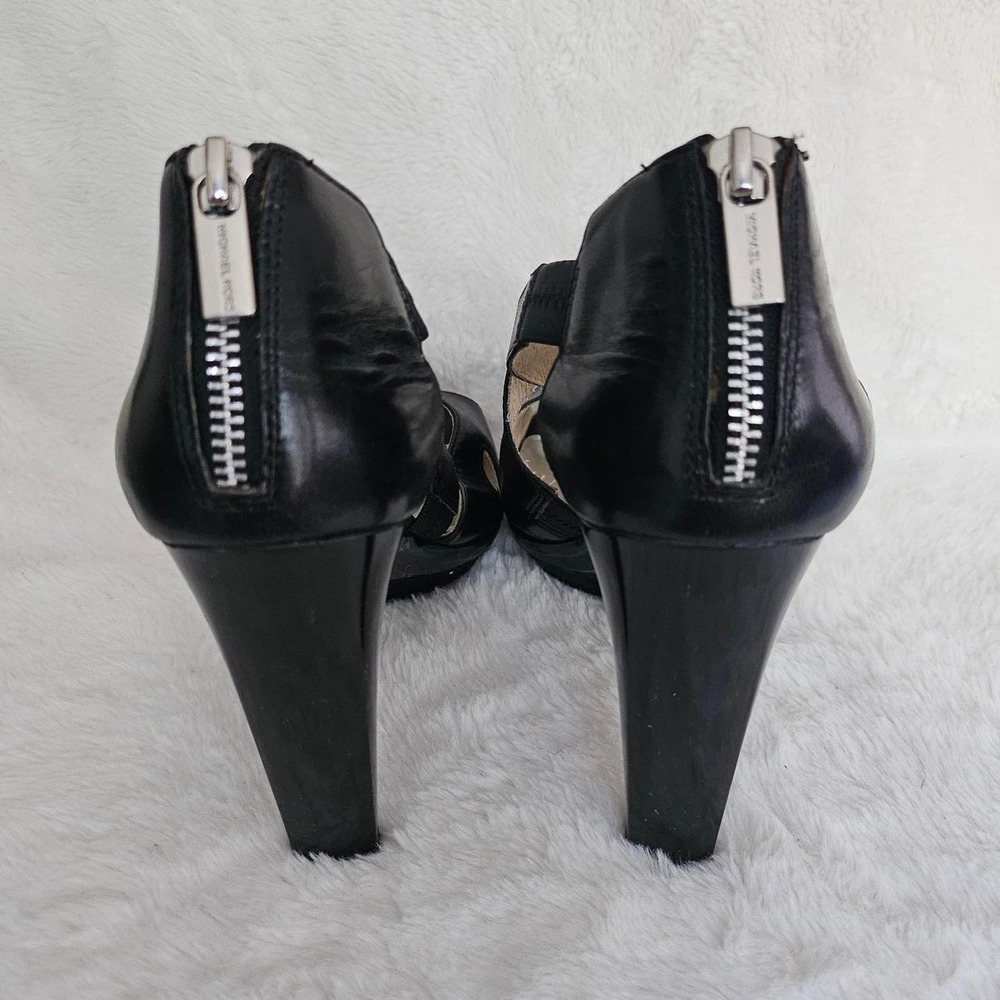 Vintage MICHAEL Michael Kors Black strappy peep toe pump - Picture 6 of 7